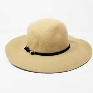 NWT Hat Attack Luna Round Floppy Hat with Belt Buckle Band
